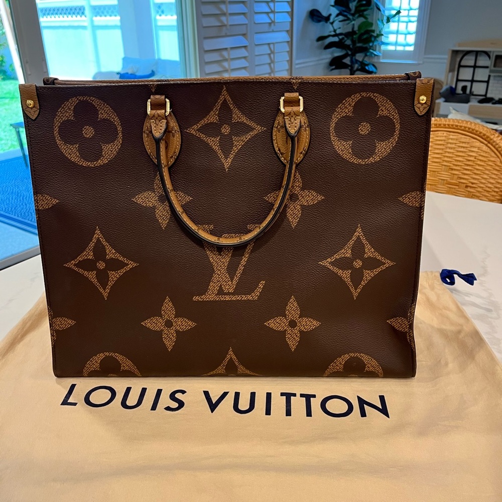 Authentic Louis Vuitton ONTHEGO GM